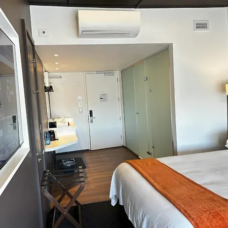 Onomo Hotel Waterfront Cape Town Exterior photo