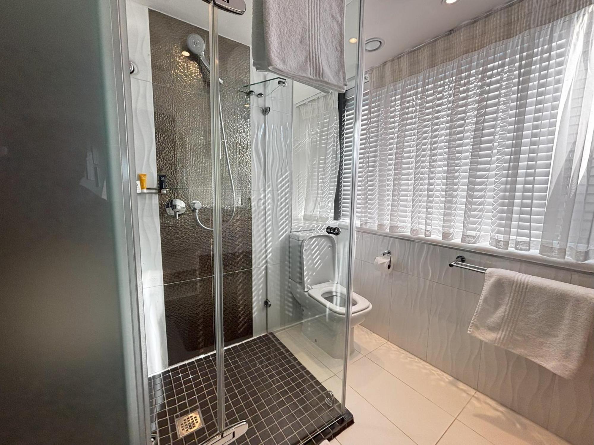 Onomo Waterfront 3*