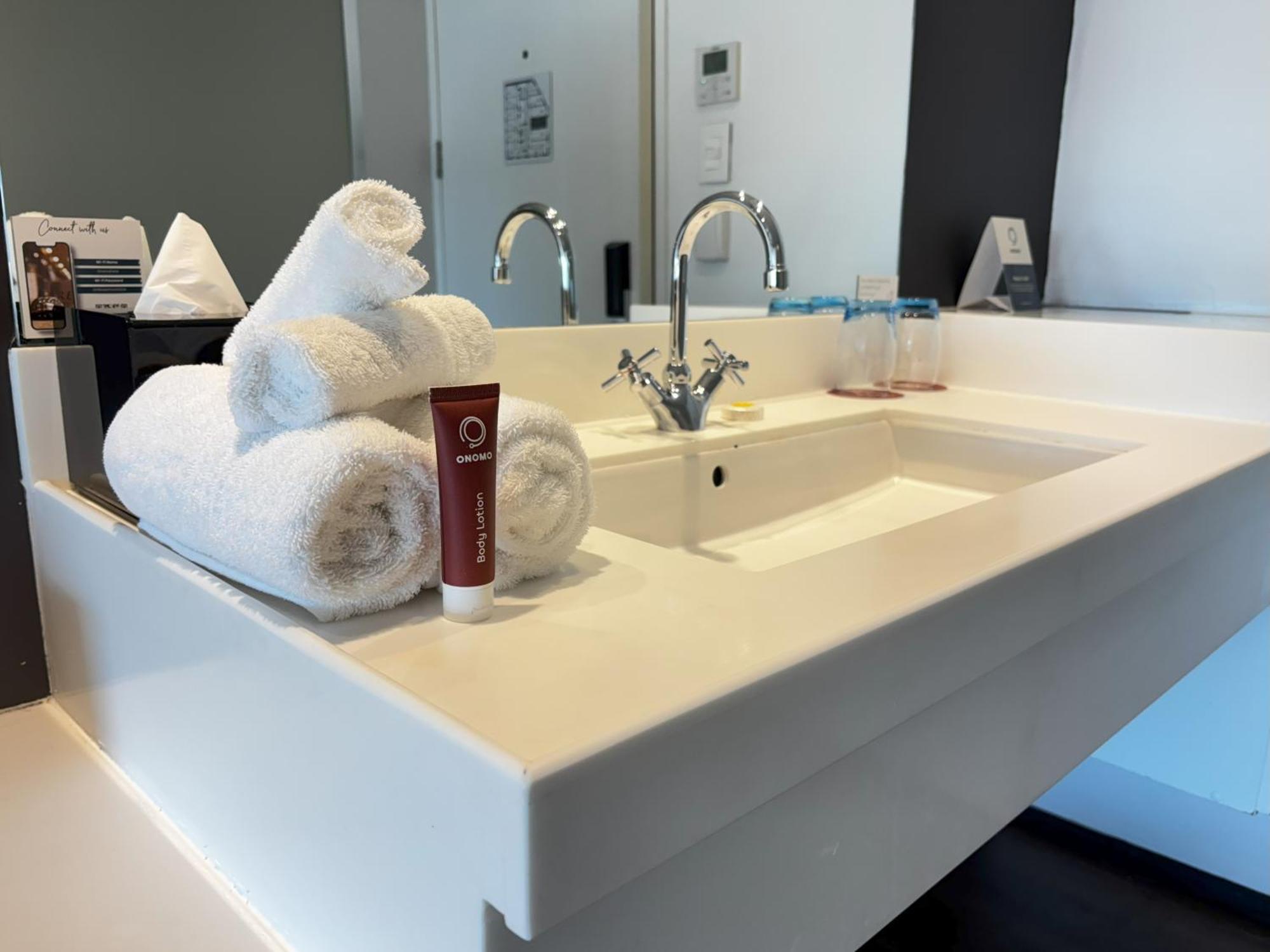 Onomo Waterfront Hotel 3*